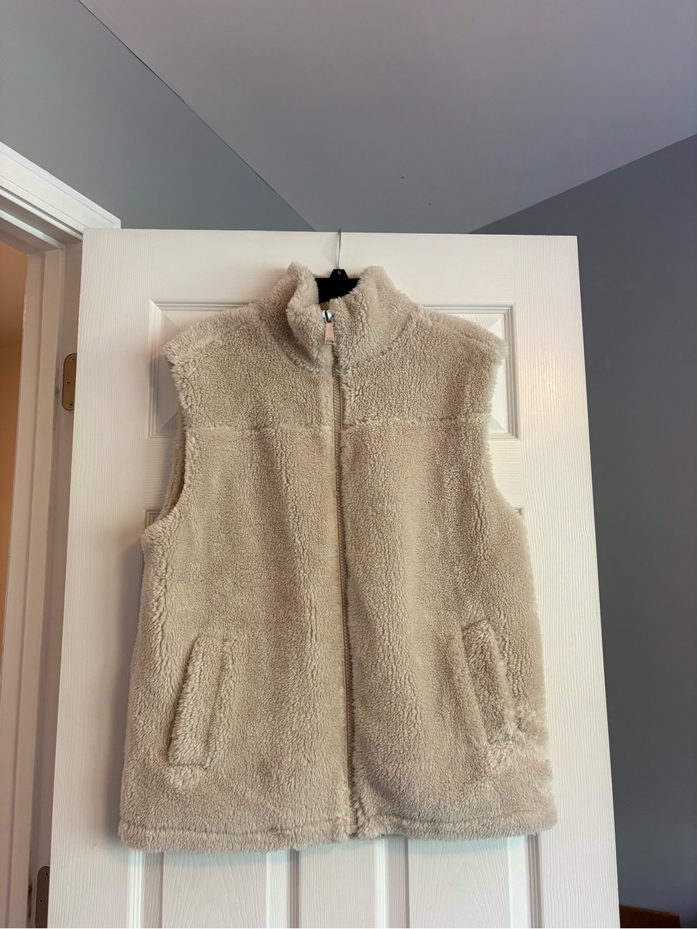 DKNY Sport Teddy Vest S